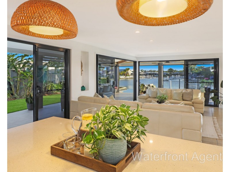 24 Yallanga Place, Mooloolaba QLD 4557