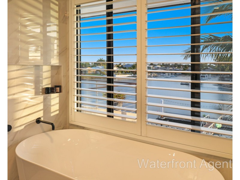 24 Yallanga Place, Mooloolaba QLD 4557