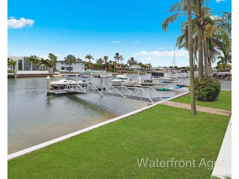 8 Coomaroo Crescent, Minyama QLD 4575