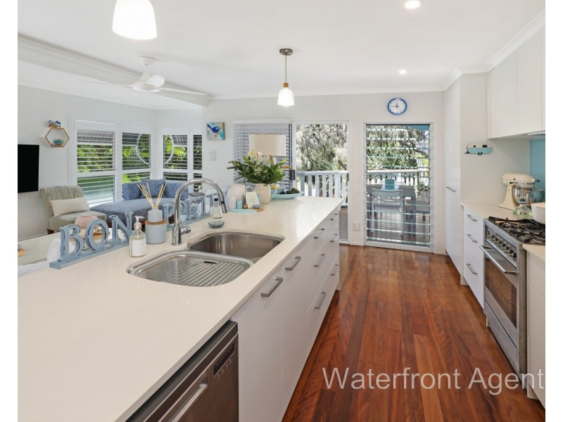 3 Akounah Crescent, Buddina QLD 4575