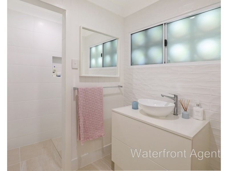 3 Akounah Crescent, Buddina QLD 4575