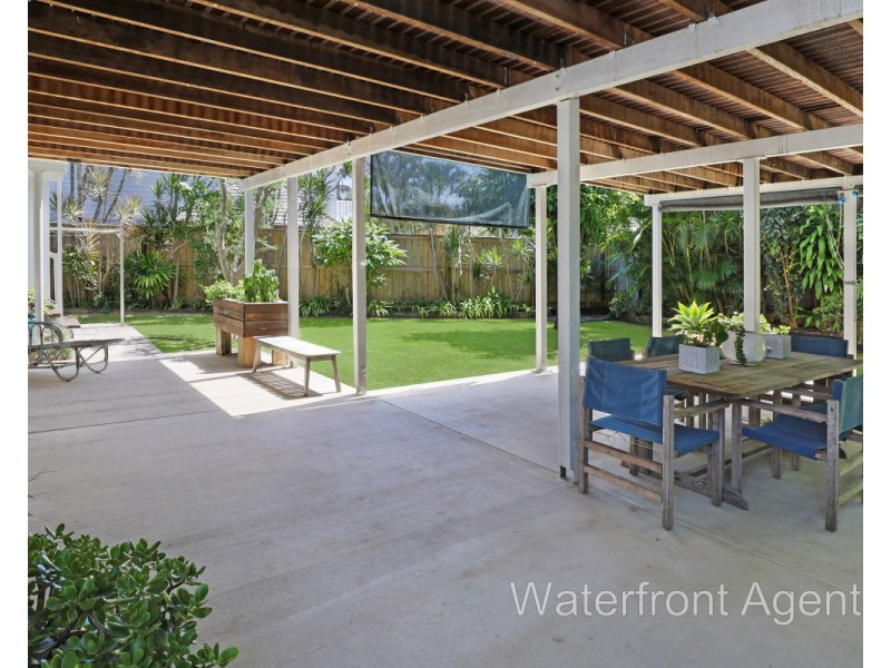 3 Akounah Crescent, Buddina QLD 4575