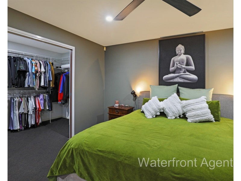 16 Margarita Court, Kawana Island QLD 4575