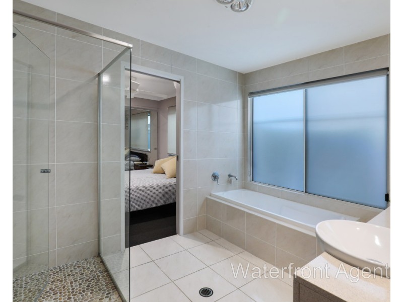 16 Margarita Court, Kawana Island QLD 4575