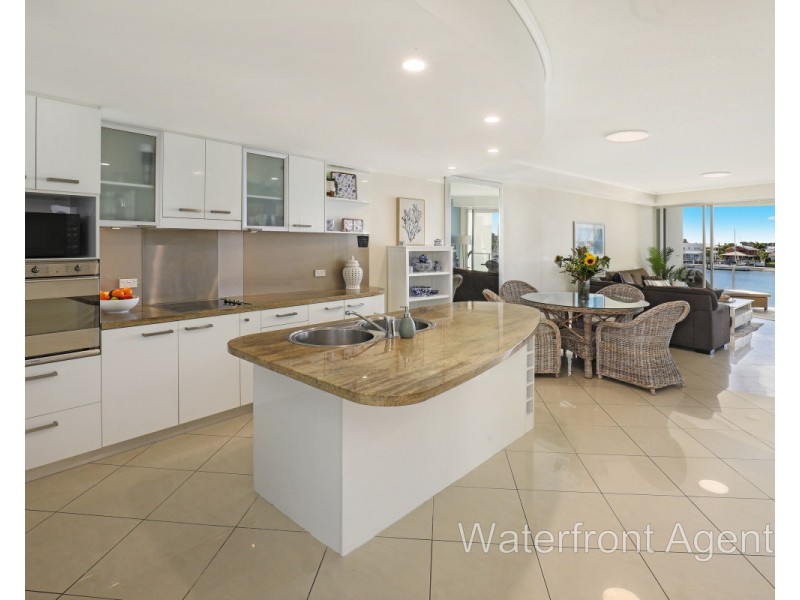 203/11 Nicklin Way, Minyama QLD 4575
