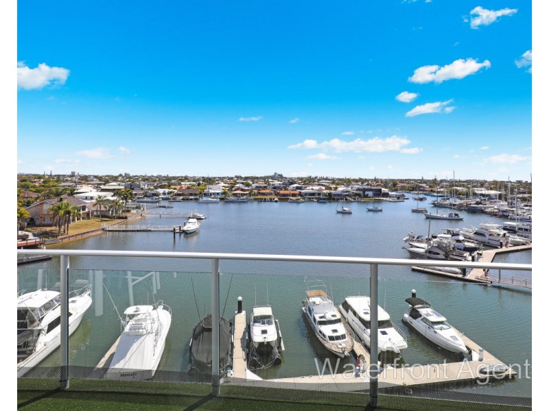 404/11 Nicklin Way, Minyama QLD 4575