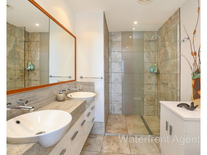 403/13 Nicklin Way, Minyama QLD 4575