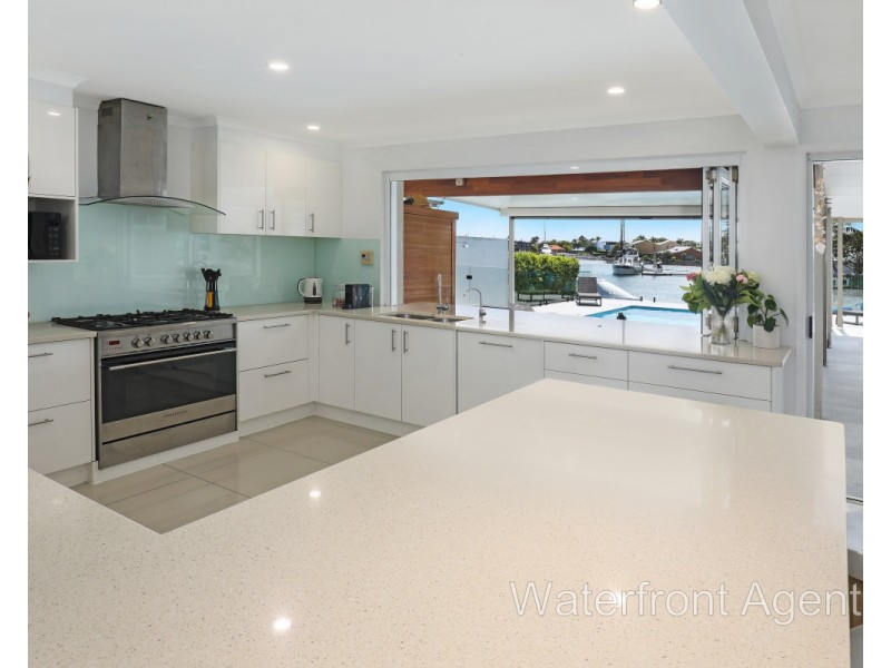 37 Mooloolah Drive, Minyama QLD 4575
