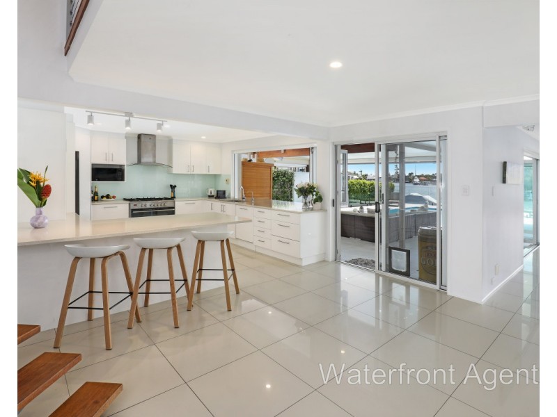37 Mooloolah Drive, Minyama QLD 4575