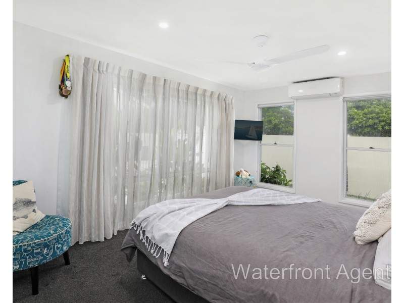 37 Mooloolah Drive, Minyama QLD 4575