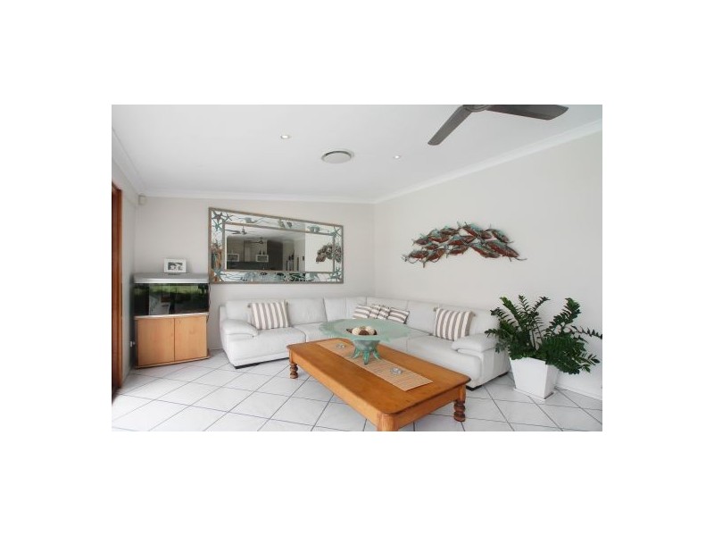 14 Island Court, Minyama QLD 4575