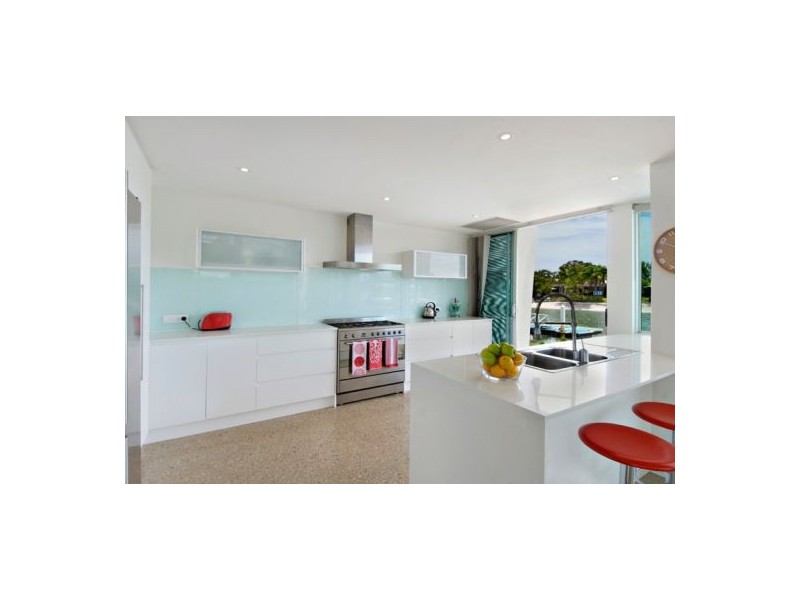 14 Yulunga Place, Mooloolaba QLD 4557