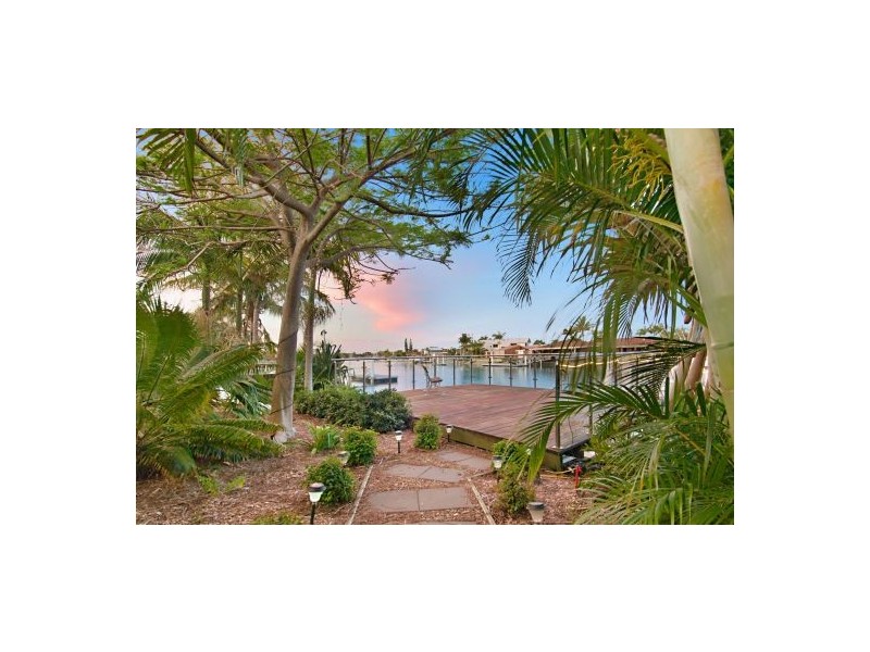 27 Kumbada Court, Minyama QLD 4575