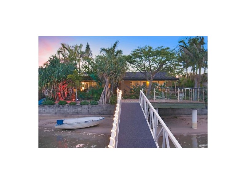 27 Kumbada Court, Minyama QLD 4575