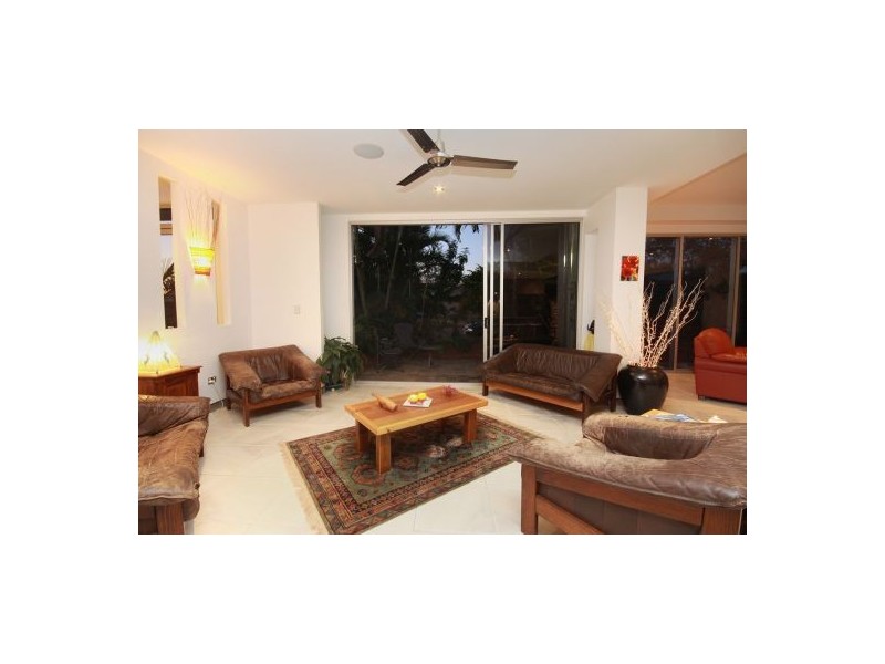 7 Mooloolah Drive, Minyama QLD 4575