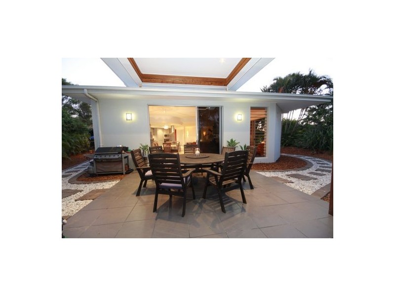 7 Mooloolah Drive, Minyama QLD 4575