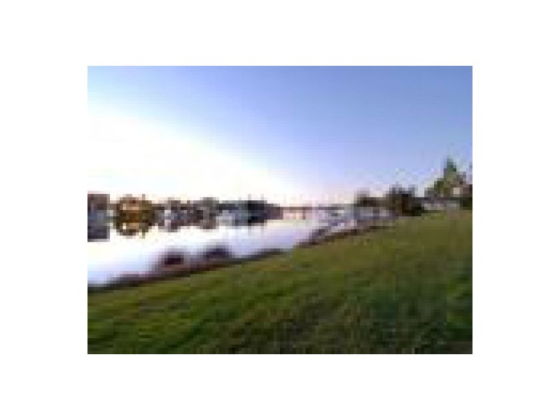 7 Mooloolah Drive, Minyama QLD 4575