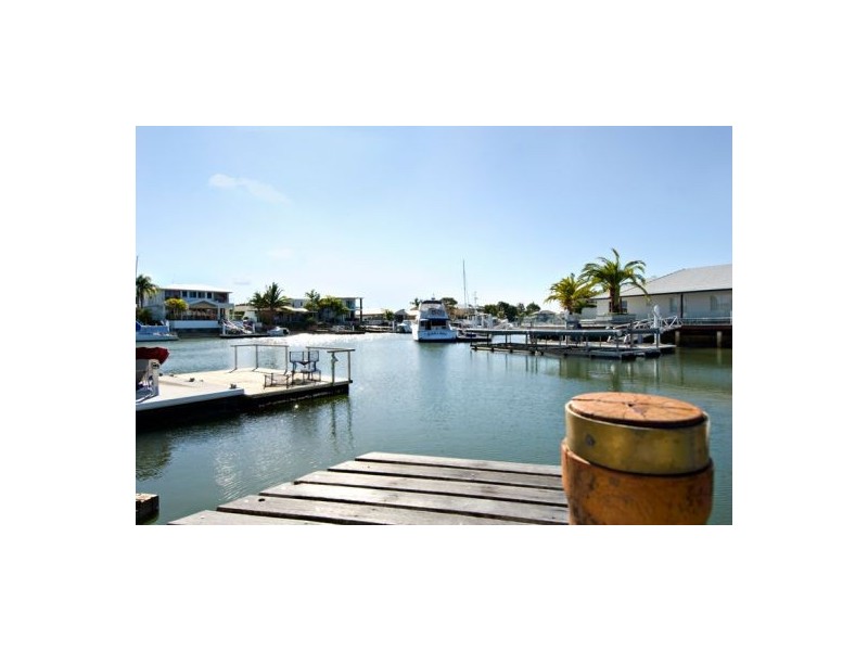 17 Bangalow Street, Minyama QLD 4575