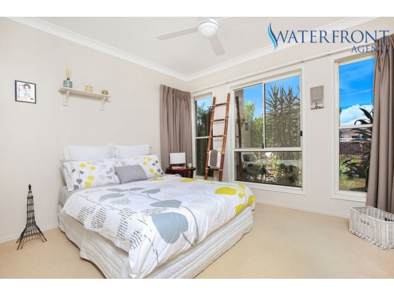 8 Carwoola Crescent, Mooloolaba QLD 4557
