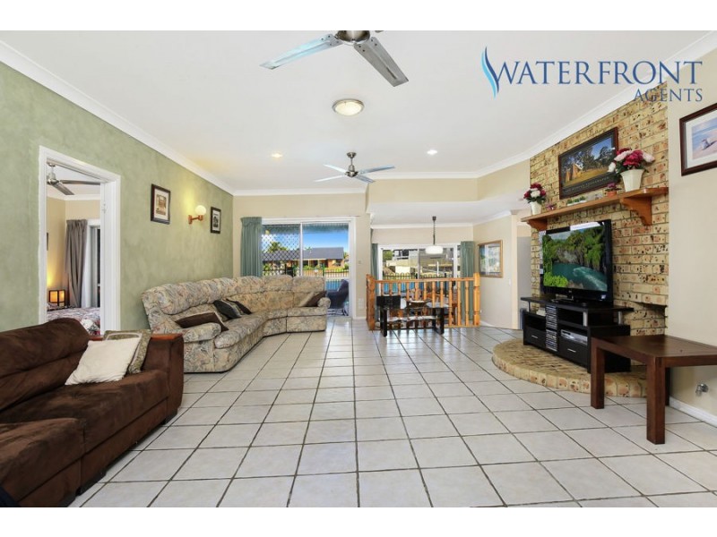 4 Awoonga Court, Mooloolaba QLD 4557