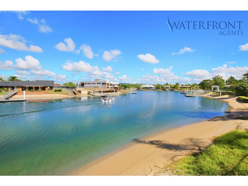 4 Awoonga Court, Mooloolaba QLD 4557
