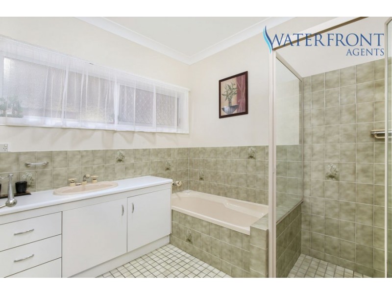 4 Awoonga Court, Mooloolaba QLD 4557