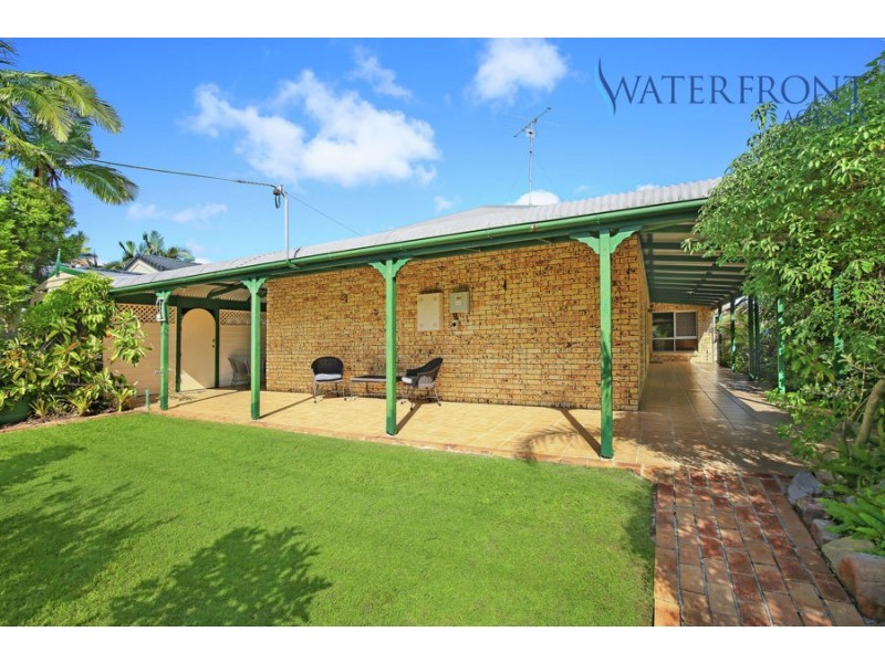 4 Awoonga Court, Mooloolaba QLD 4557