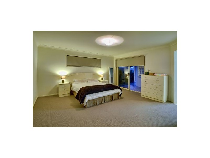 16 Elanora Ave, Mooloolaba QLD 4557