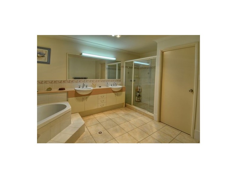 16 Elanora Ave, Mooloolaba QLD 4557