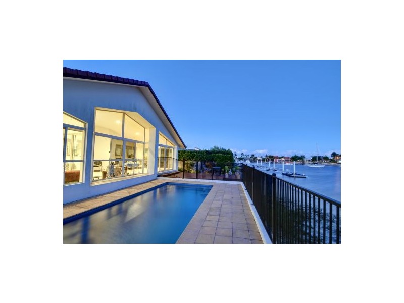 16 Elanora Ave, Mooloolaba QLD 4557