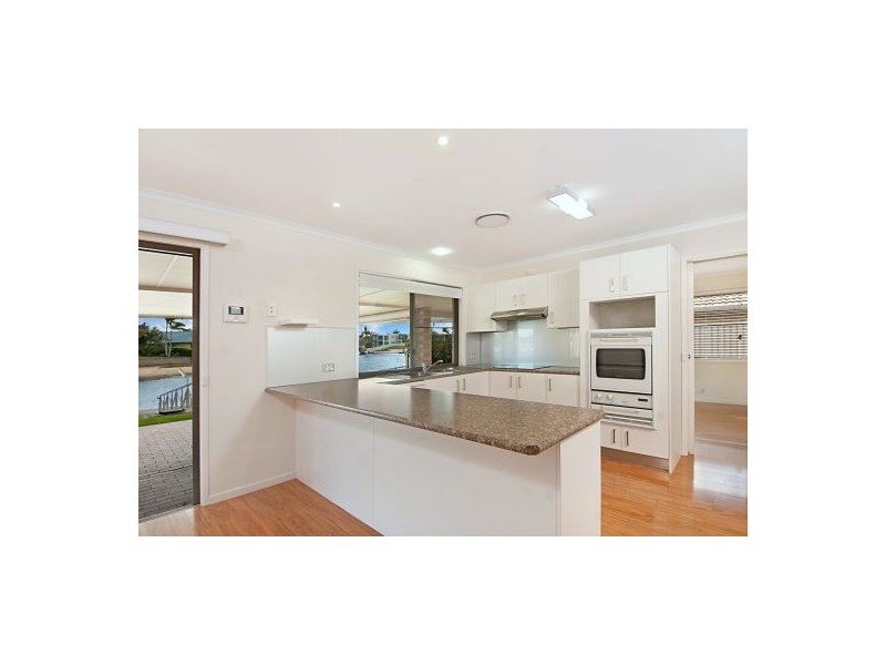 30 Beltana Crescent, Buddina QLD 4575