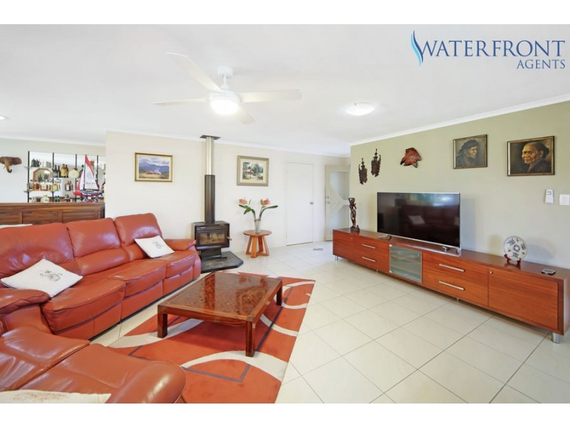 1 Coomaroo Crescent, Minyama QLD 4575