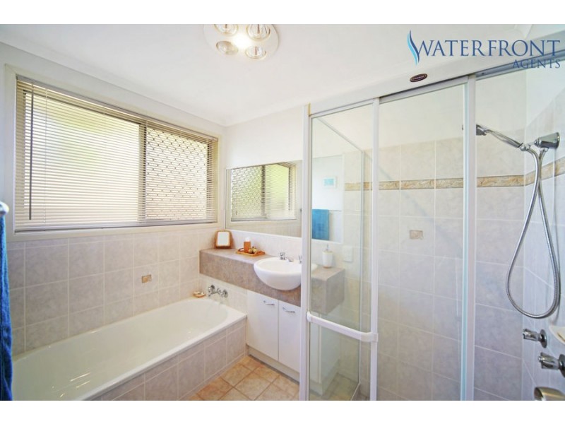 1 Coomaroo Crescent, Minyama QLD 4575
