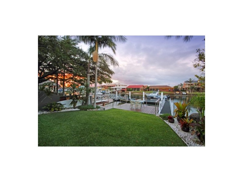 2/19 Barellan Avenue, Buddina QLD 4575