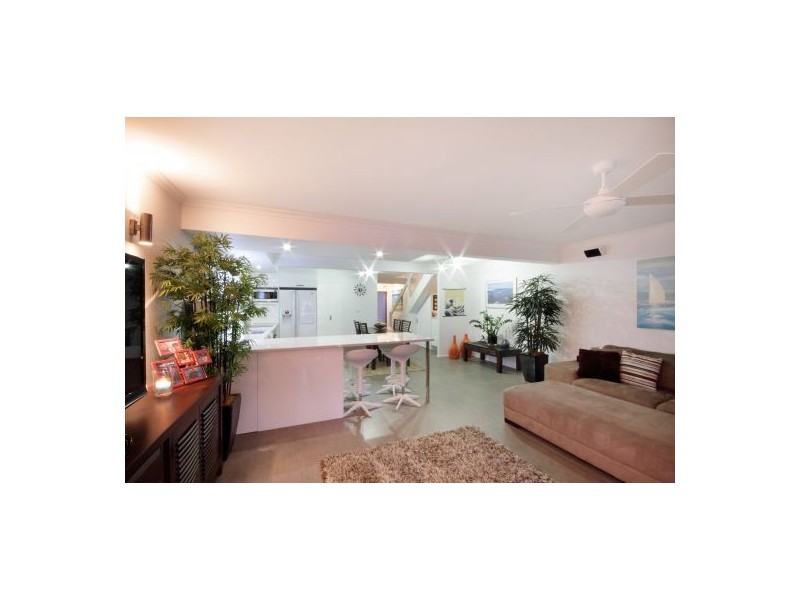 2/19 Barellan Avenue, Buddina QLD 4575