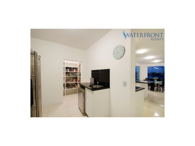 11 Adaluma Ave, Buddina QLD 4575
