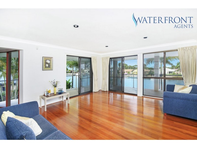 17 Coomaroo Crescent, Minyama QLD 4575