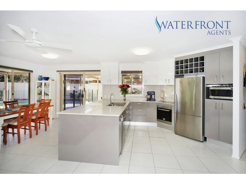 2 Coomaroo Crescent, Minyama QLD 4575