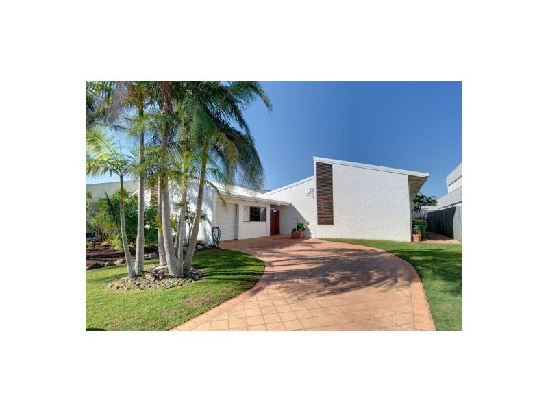 25 Aroona Avenue, Buddina QLD 4575
