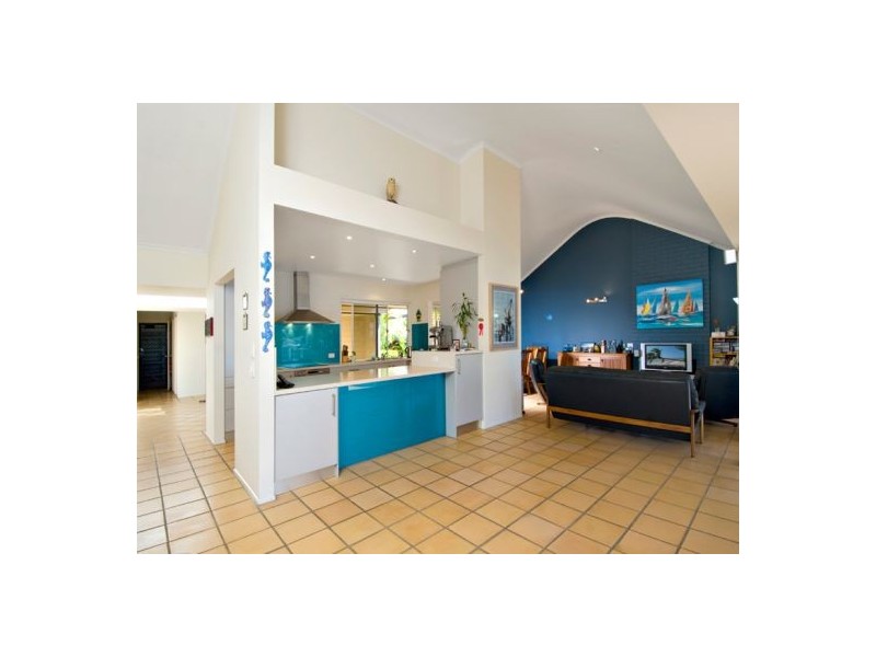 5 Jessica Boulevard, Minyama QLD 4575