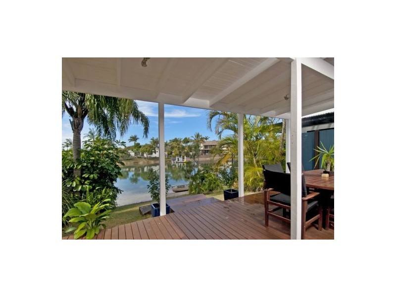 8A Admirals Court, Mooloolaba QLD 4557