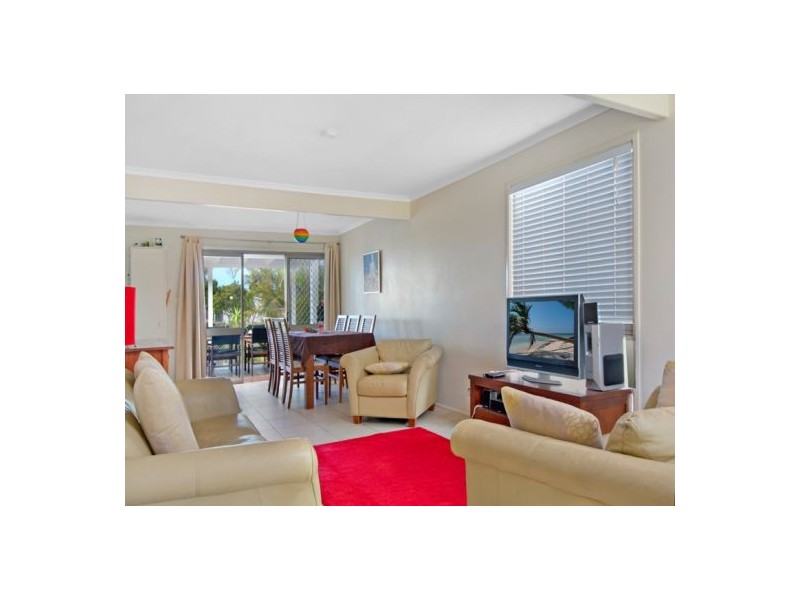 8A Admirals Court, Mooloolaba QLD 4557