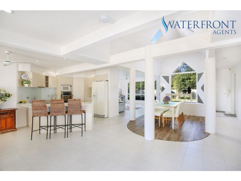 62 Mooloolah Drive, Minyama QLD 4575