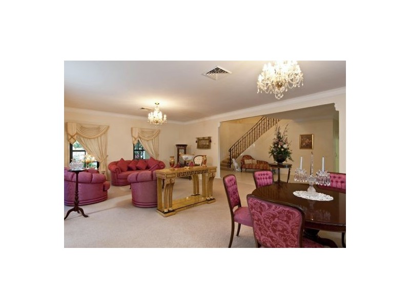 110 Sunbird Chase, “The Quays”, Parrearra QLD 4575