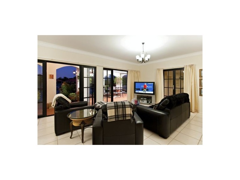 110 Sunbird Chase, “The Quays”, Parrearra QLD 4575