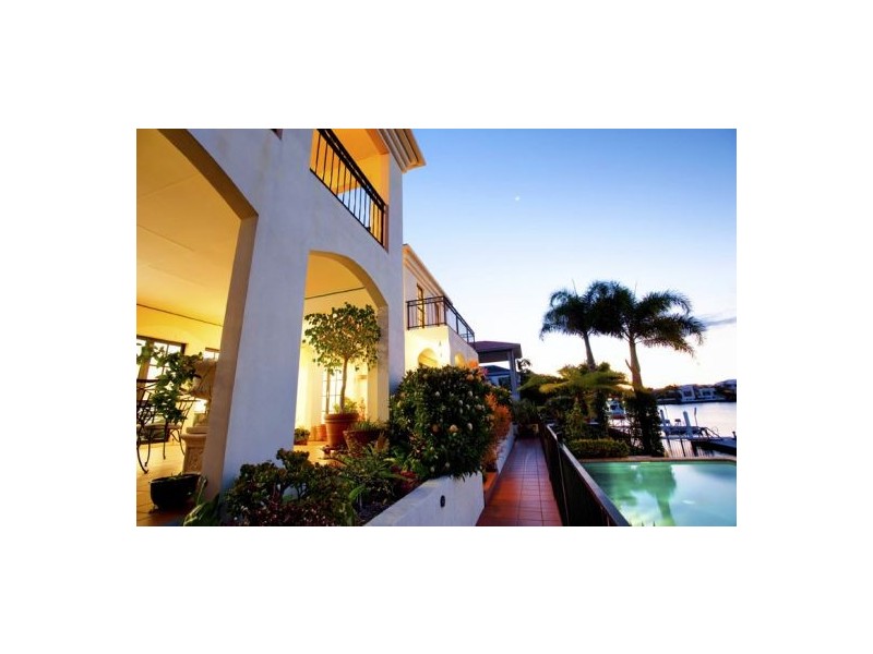 110 Sunbird Chase, “The Quays”, Parrearra QLD 4575