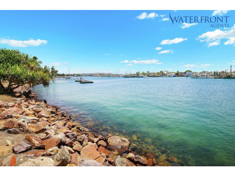 21 Harbour Parade, Buddina QLD 4575
