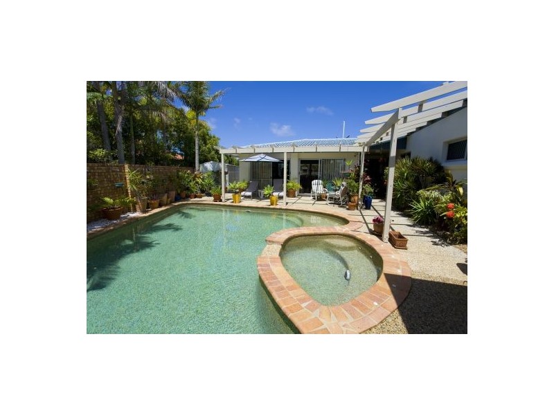 15 Myoora Court, Minyama QLD 4575