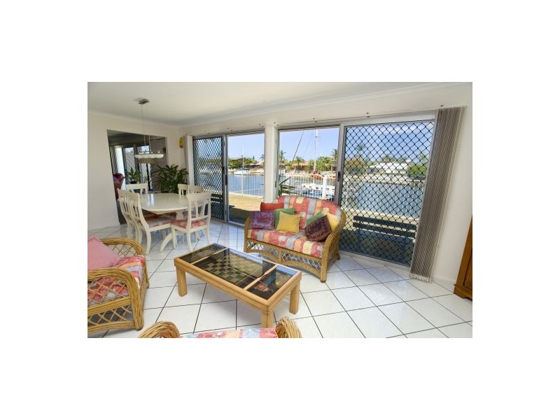 15 Myoora Court, Minyama QLD 4575