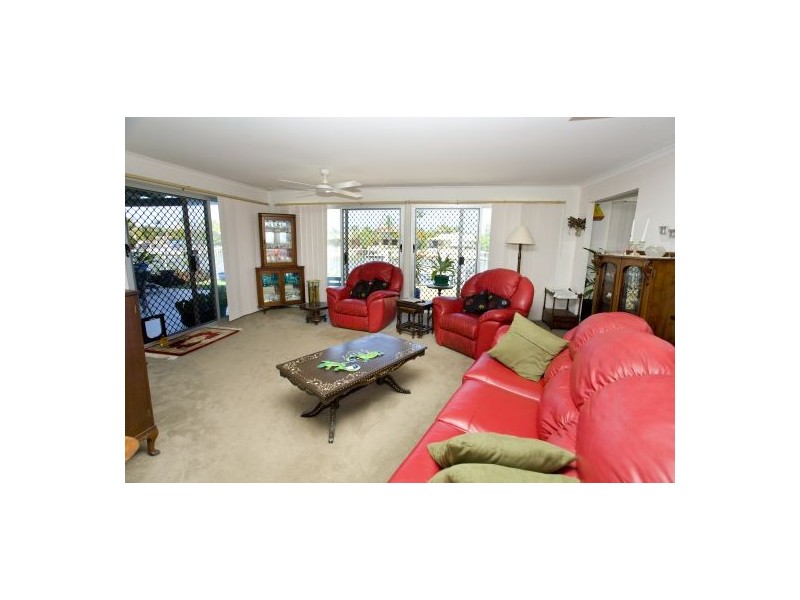 15 Myoora Court, Minyama QLD 4575